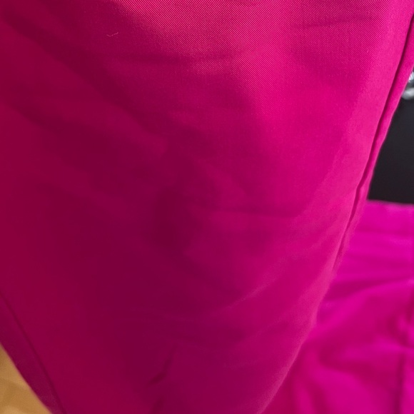 Figs Raspberry Scrub Set with Blue Accents - Picture 8 of 11